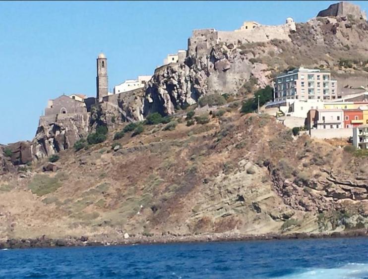 La Terrazza Di Archimede Castelsardo Exterior foto